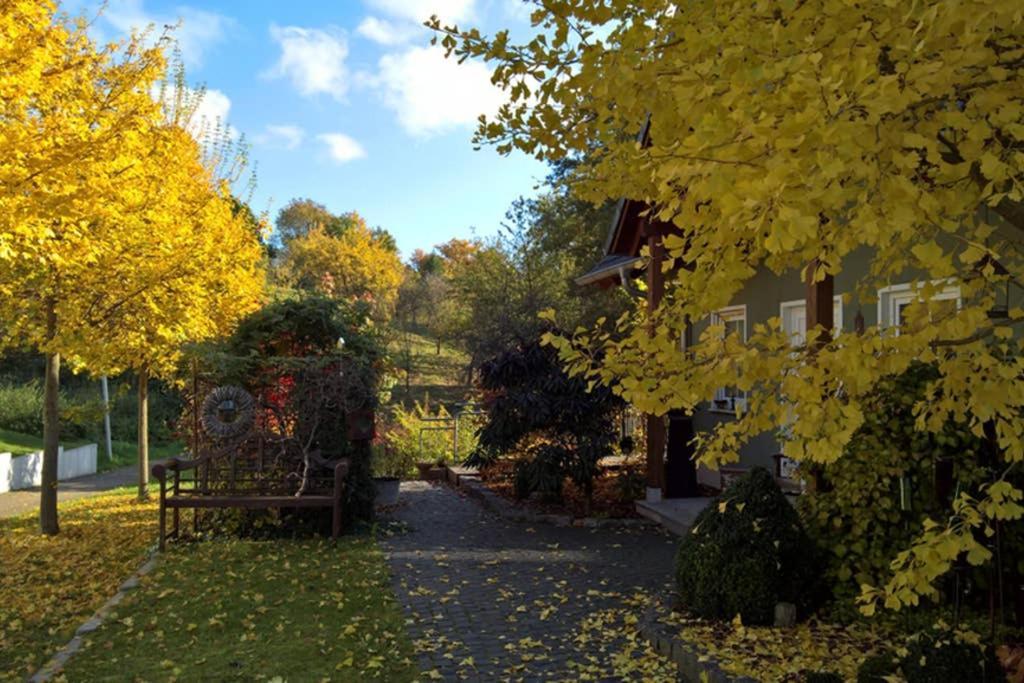 Entspannen Im Gruenen, Ferienwohnung Mit Eigenem Garten Keilberg 外观 照片